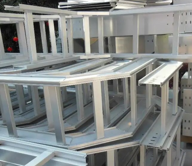 铝合金电缆桥架